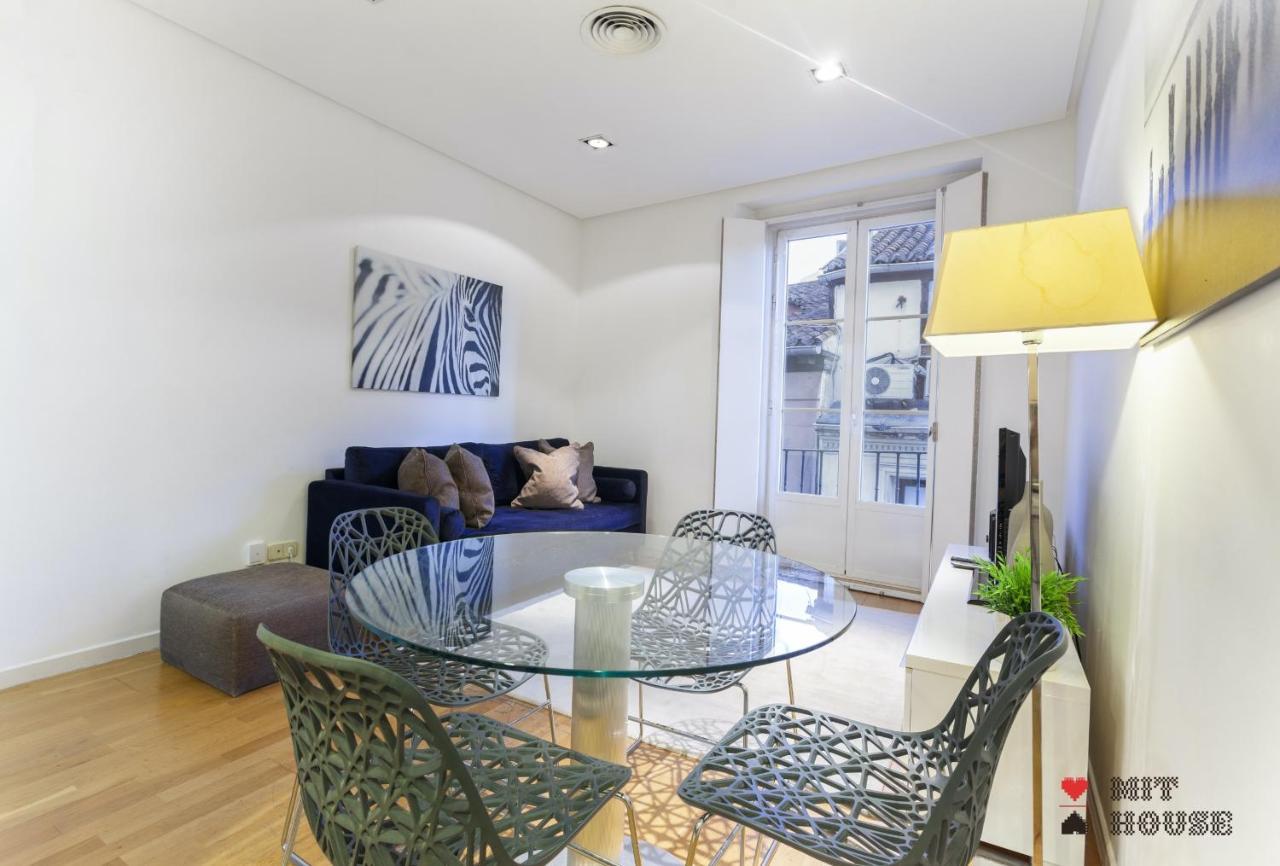 Mit House Puerta Del Sol III En Madrid Apartment ภายนอก รูปภาพ
