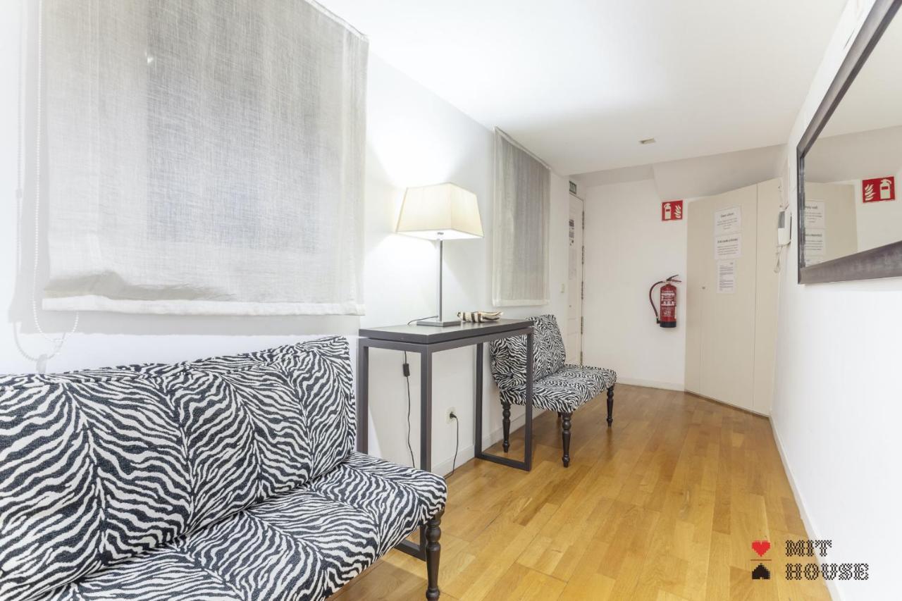 Mit House Puerta Del Sol III En Madrid Apartment ภายนอก รูปภาพ